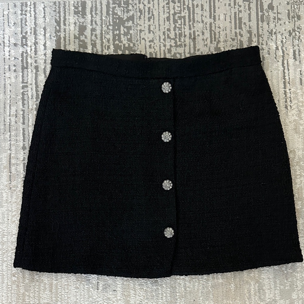 H&M - Elegant Black Button-Up Skirt - 14 - new (no tags, never worn)